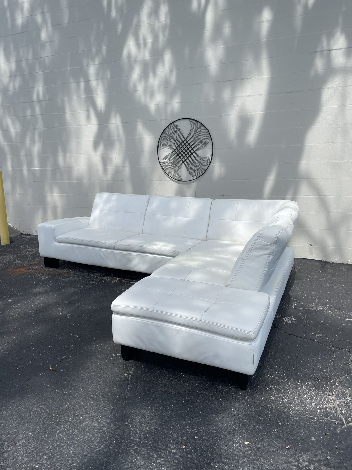 Beautiful Leather Couches Take A Look 👀 🛋️