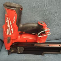 Milwaukee 21°framing Nailer Tool Only Like New