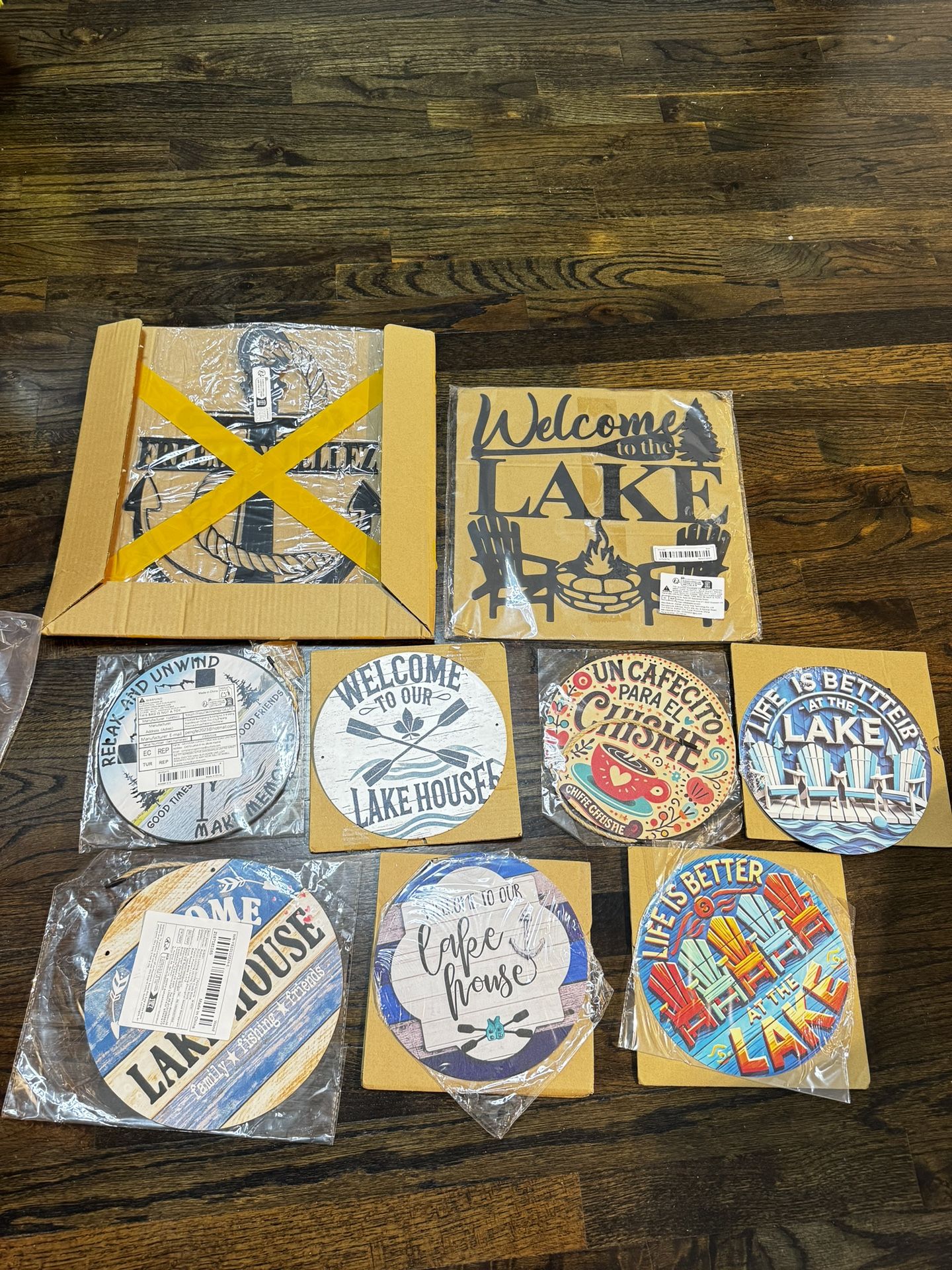 Lake House & Welcome to the Lake Signs (9 pcs)