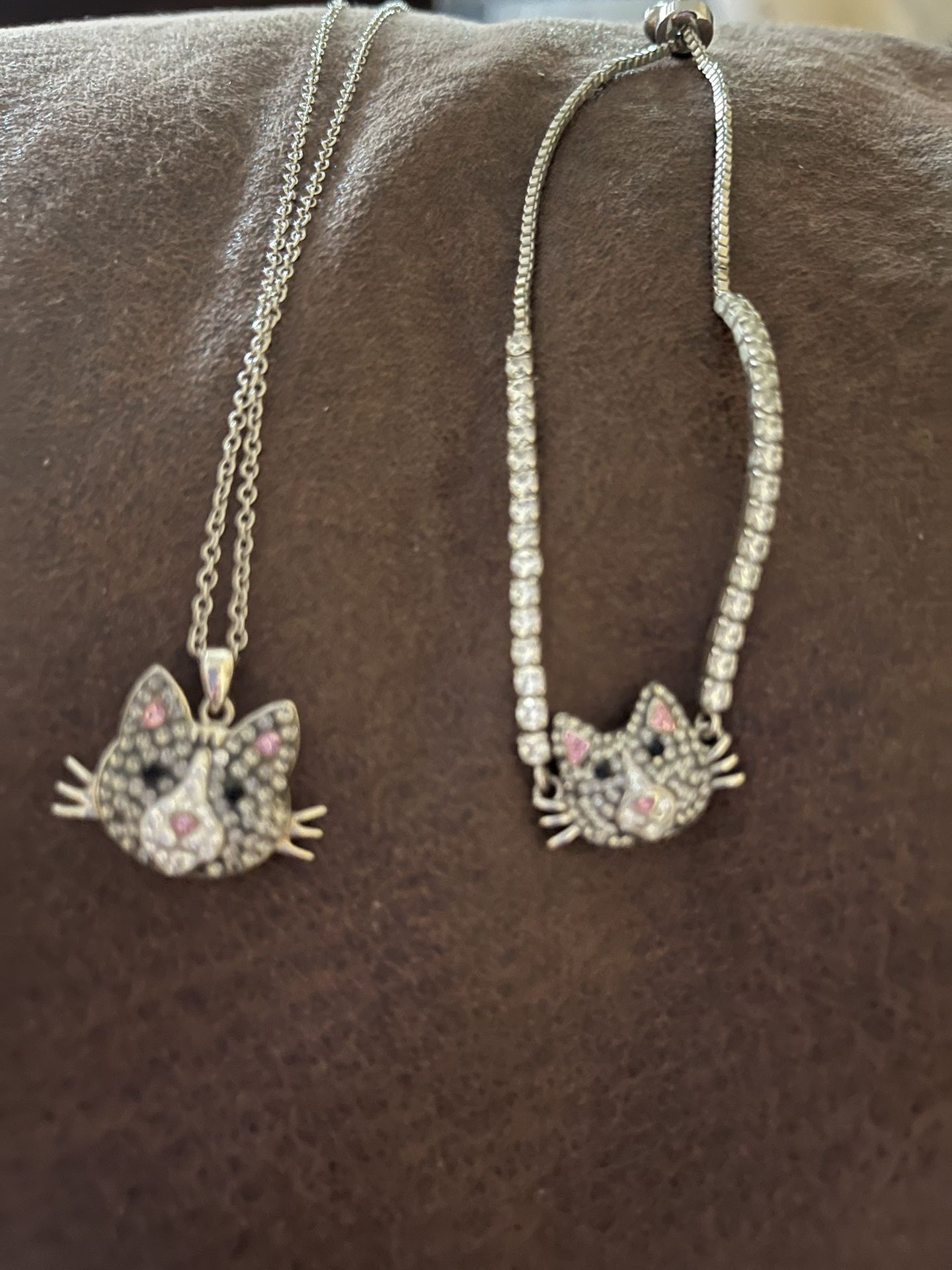 Kitty Necklace And Bracelet Set