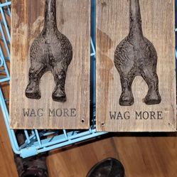 Dog Plaque for hanging things.