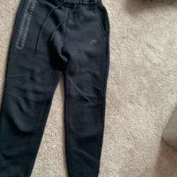 Mens Nike Tech Jogger Small