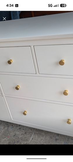 Dresser white Real Wood  FREE DELIVERY ( 15 miles)