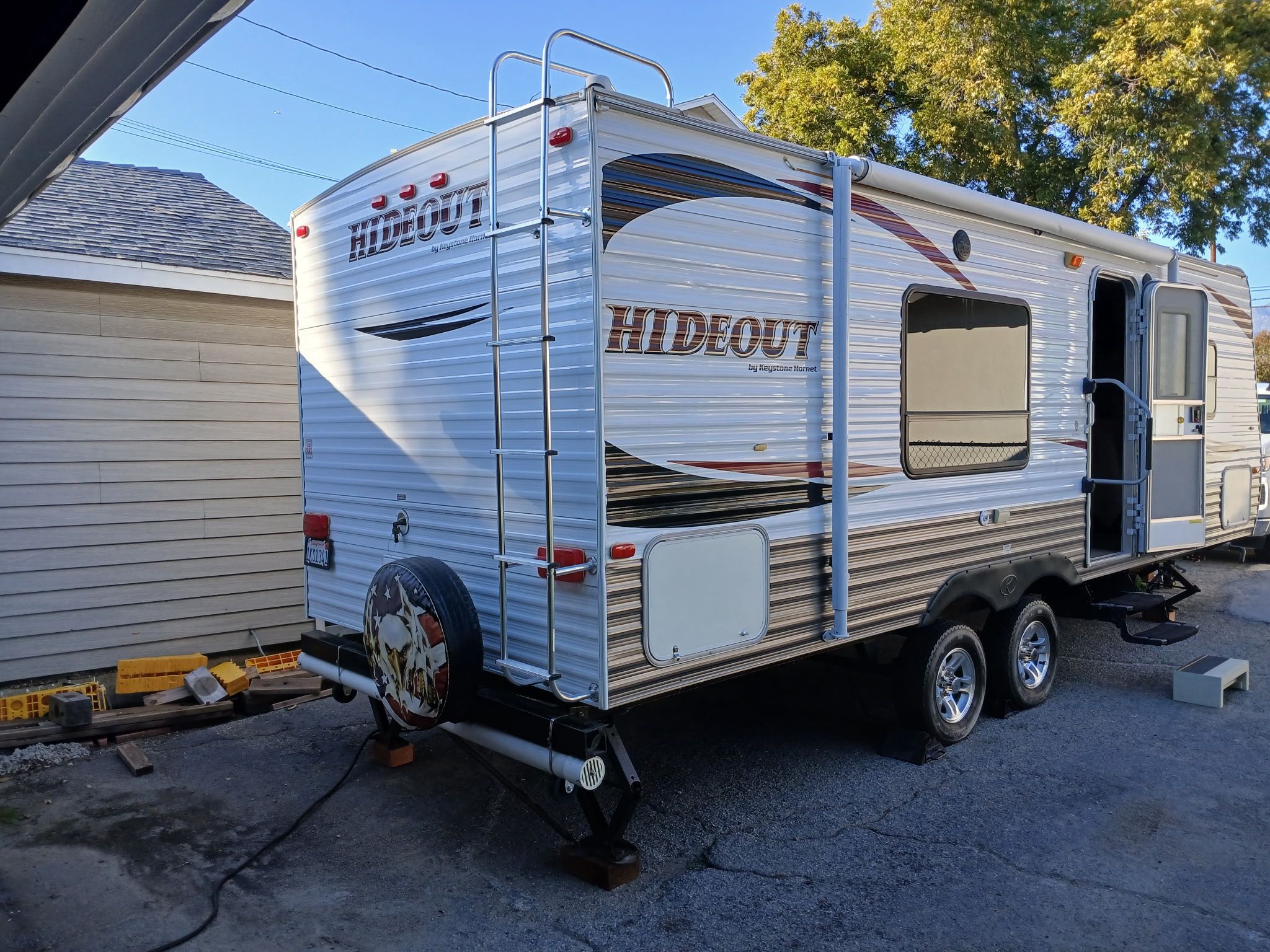 2010 Keystone Hideout Travel Trailer. 