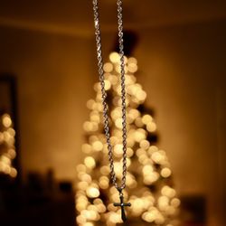 14k Rose gold Necklace w/ Cross Pendant