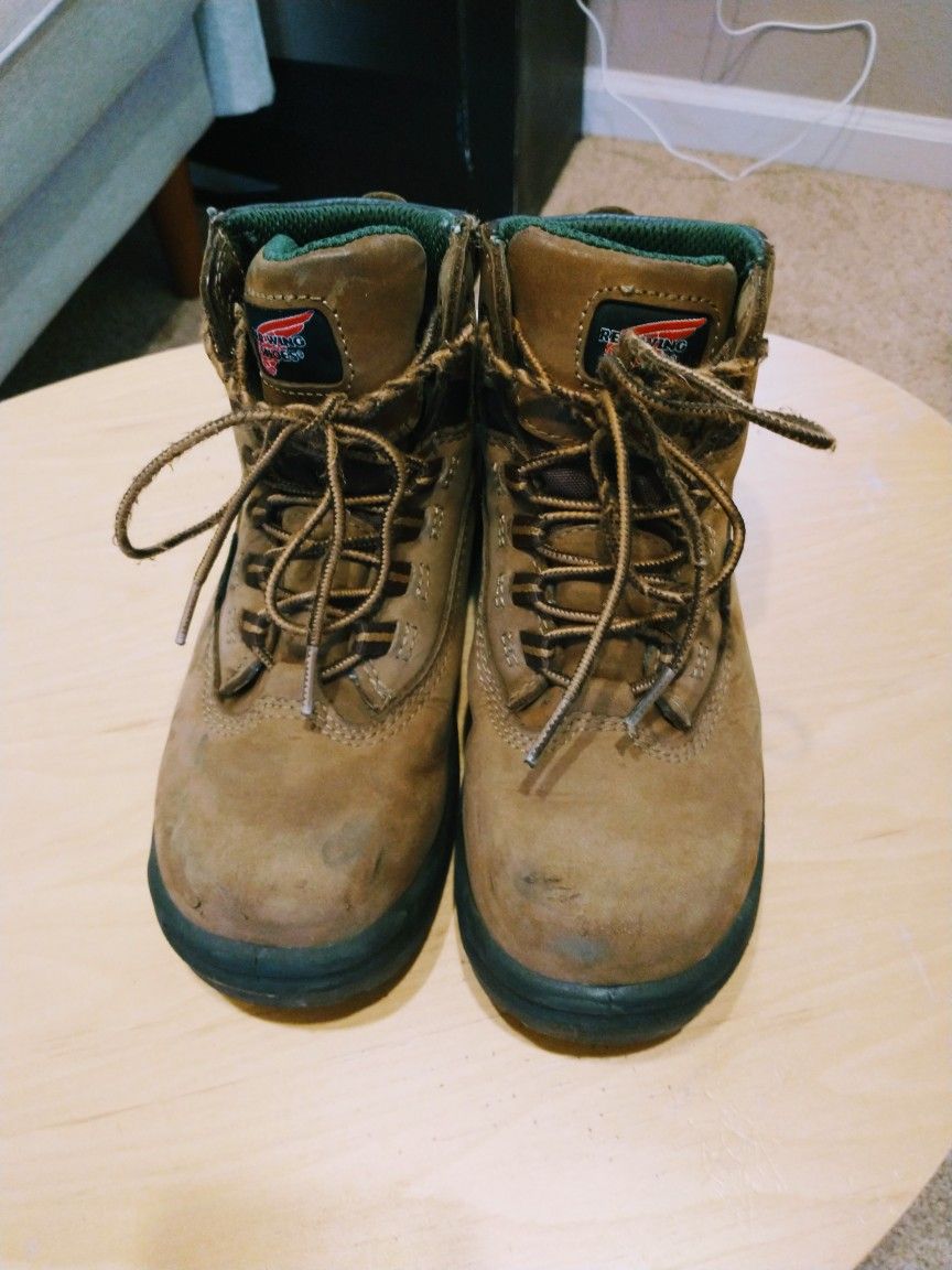 Redwings Steel Toed Boots Women Size 6