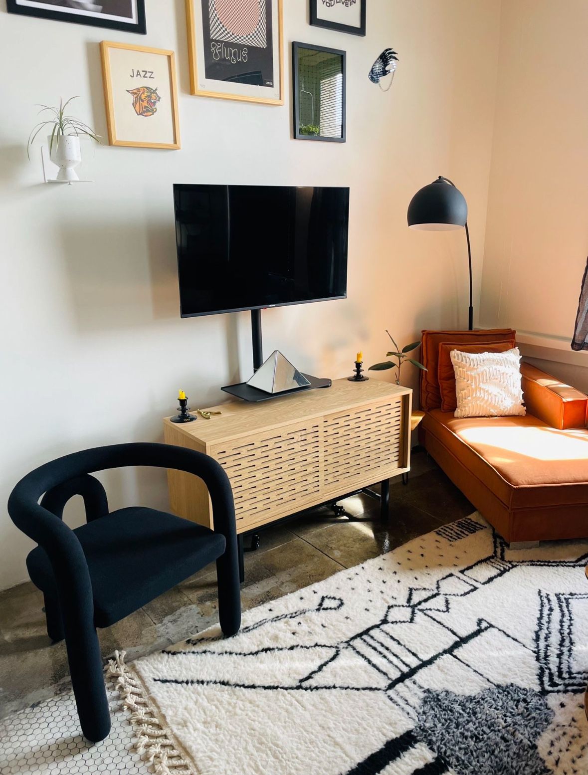 43-Inch HD Smart Android TV