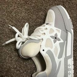 Louis Vuitton Skates size 11