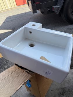Sink 16”x16 new open box