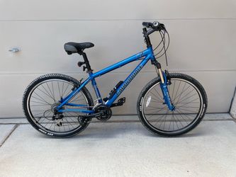 Cannondale F7 Mountain Bike Blue