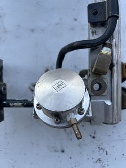 TPI fuel Rail Assembly