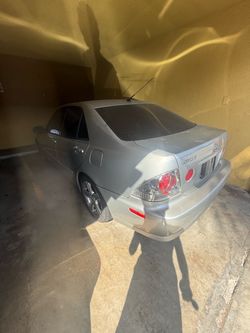 2001 Lexus IS 300