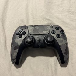 CAMO PS5 CONTROLLER (READ DESCRIPTION)