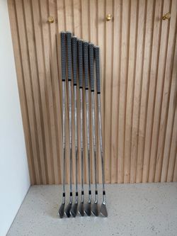 Srixon Z785 4-PW Iron Set