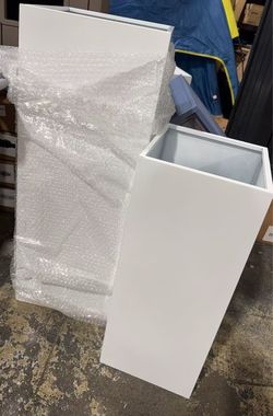 30，26，24in Tall Planter Box sets