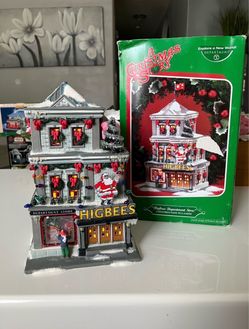 Dept. 56 A Christmas Story Higbees Department Store With Flag With Box