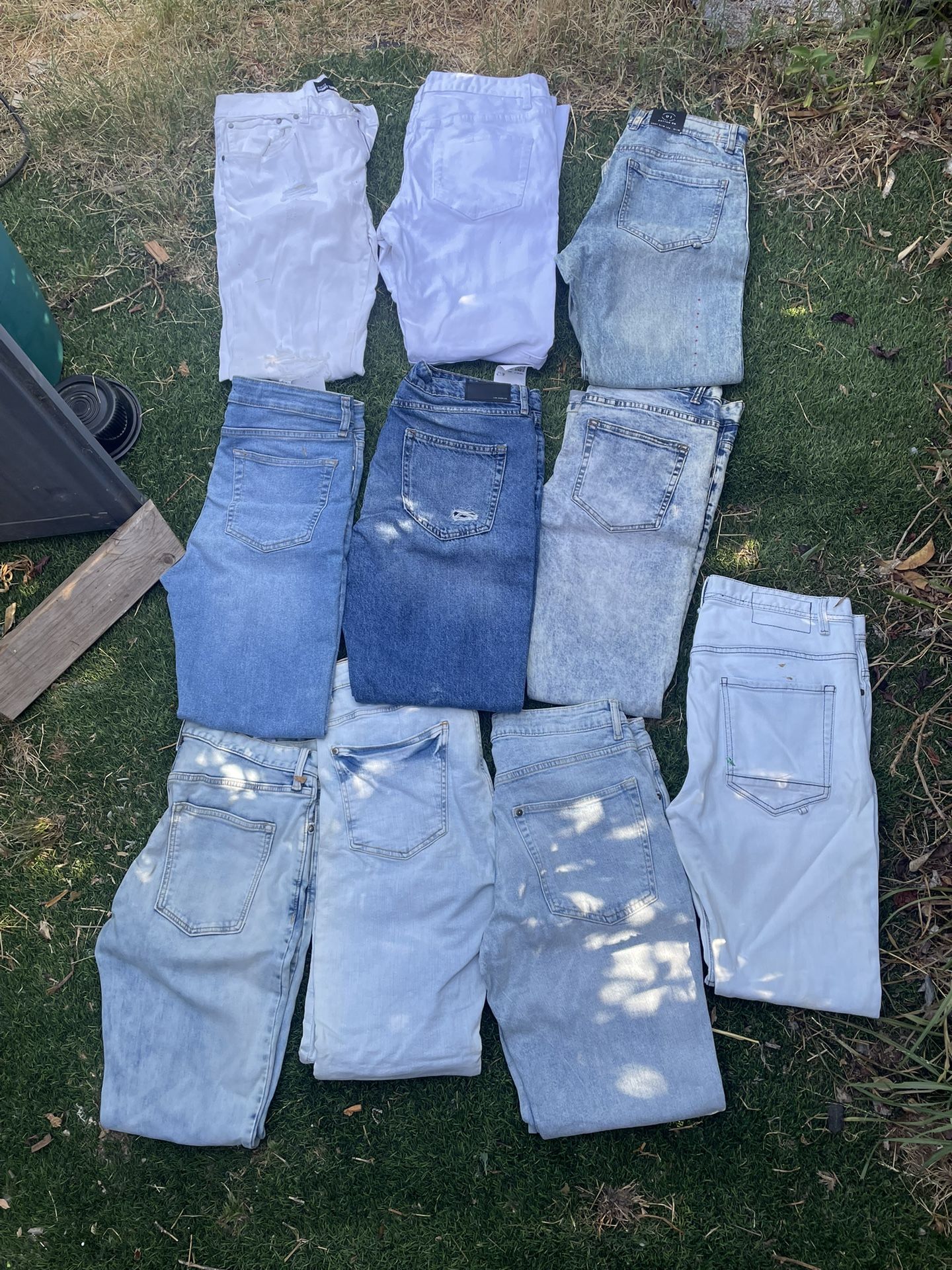 De Hombre Diferentes Sizes $12 Each