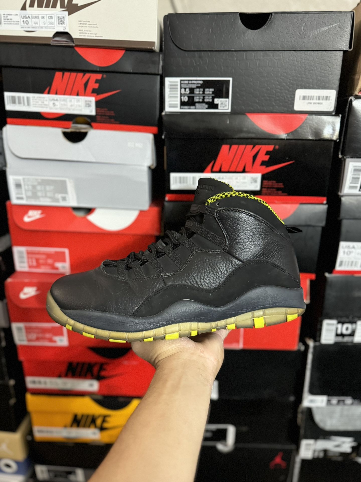 Jordan Venom Green 10s size 11 USED