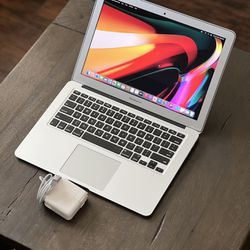 2017 MacBook Air 8GB (i5) 