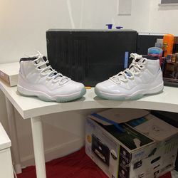 Jordan 11 Legend Blue 10.5