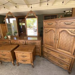 Gorgeous French Provincial Solid Wood Set 