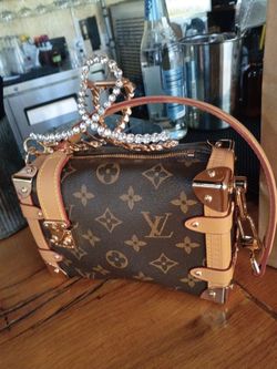 LV. Bag
