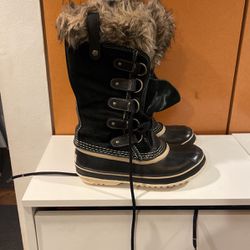 sorel women’s snow boots 