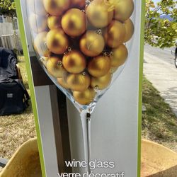 4 Ft Wine Glass