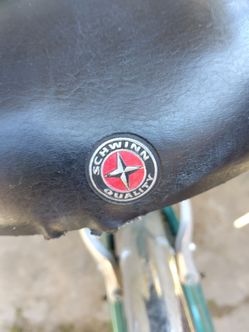 Clacic bycicle for a woman ready to ride