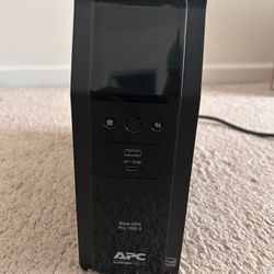APC UPS BR1500MS