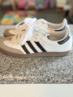 Adidas Samba Low-Top Sneakers