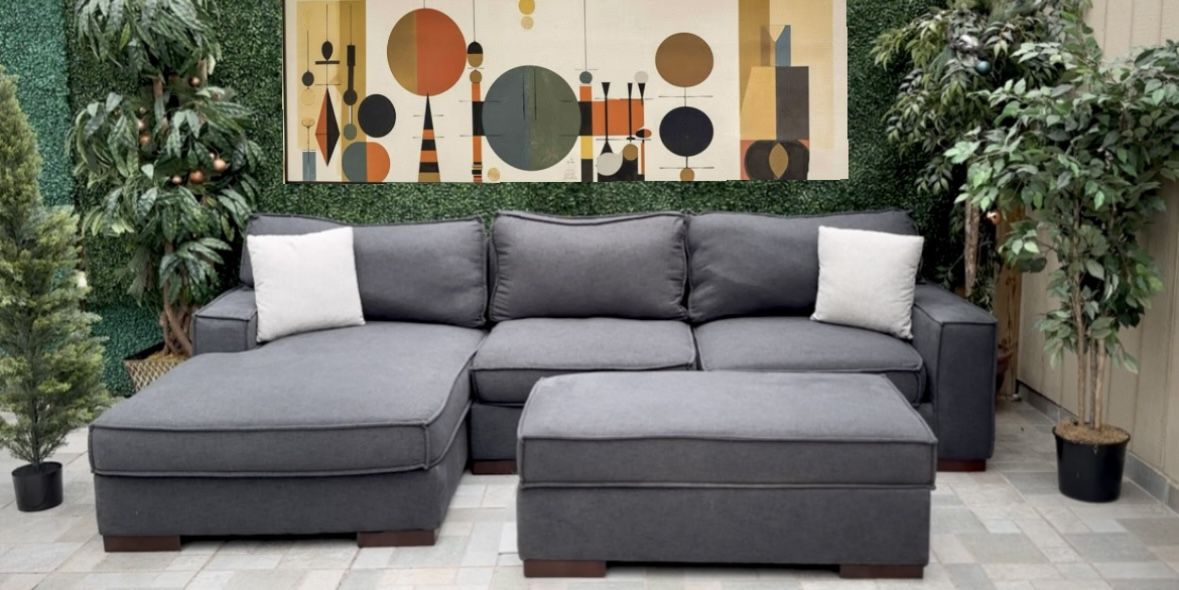 (Free Delivery 🚚) Charcoal Ashley Furniture 2 Piece Sectional Couch w/Chaise & Storage Ottoman