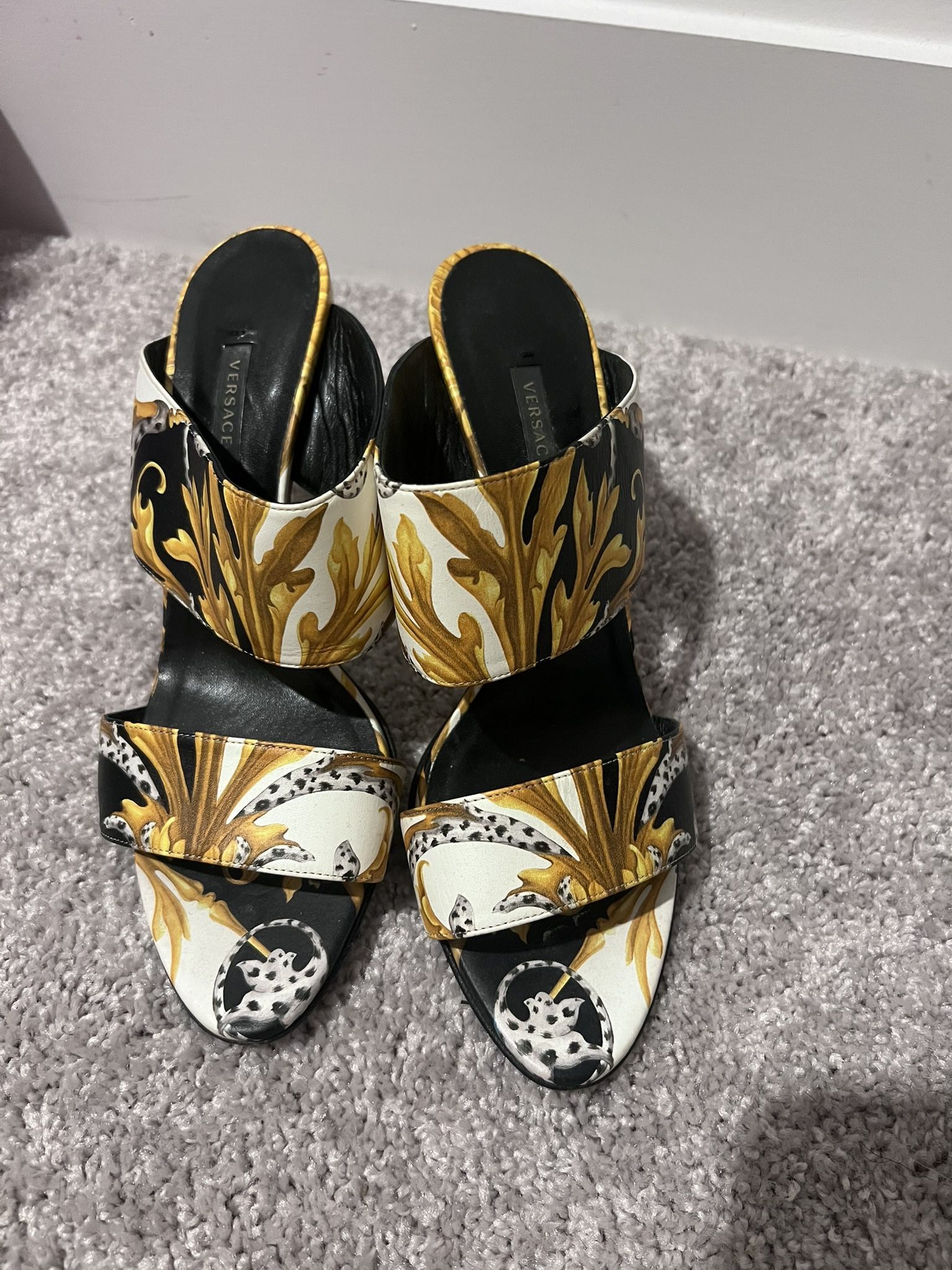 Versace Heel