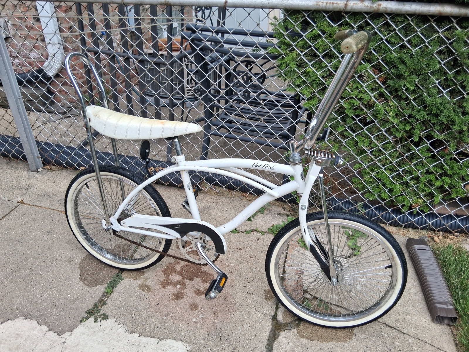 Lowrider Hot Rod Cruiser Bike