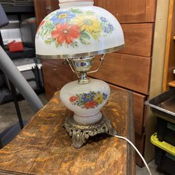 Hurricane lamp nice shape