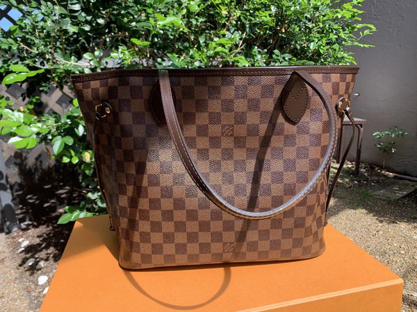 Louis Vuitton Neverfull MM Damier Ebene Tote Bag for Sale in Boca Raton, FL - OfferUp