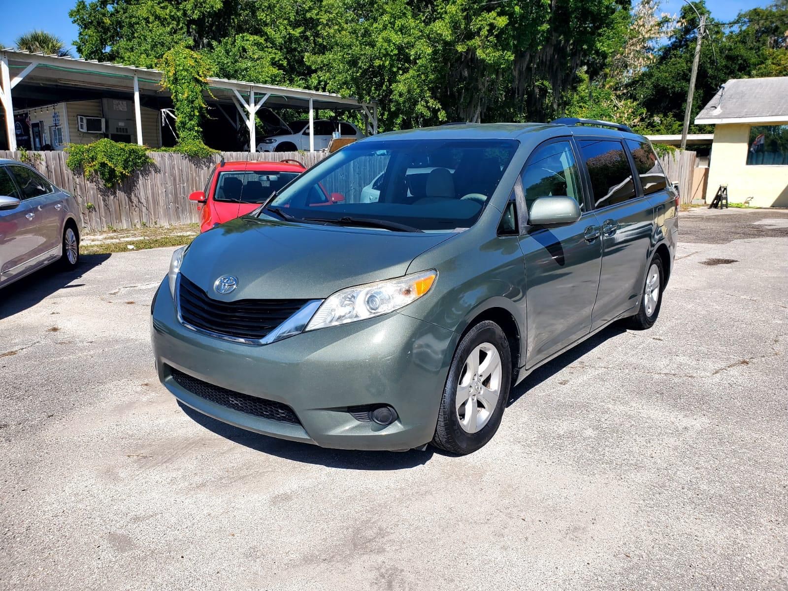 2013 Toyota Sienna