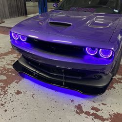 Challenger Hellcat Front Lip 