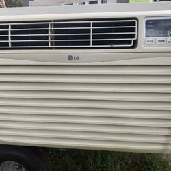 Powerful AC - 12300 BTU 