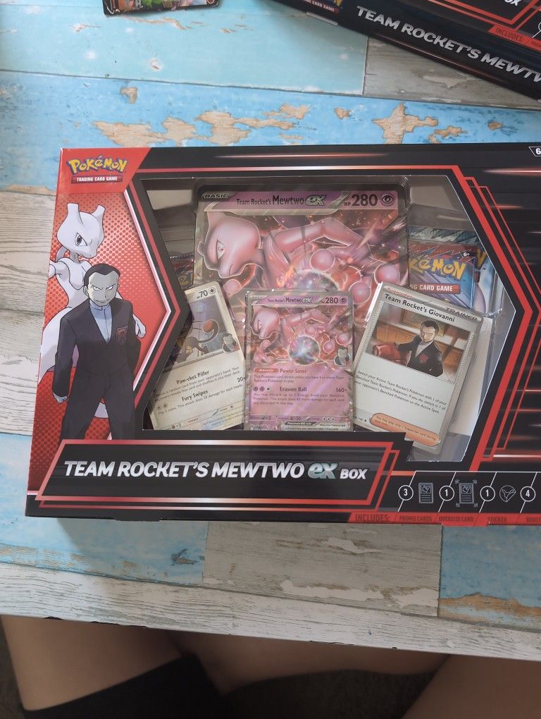 Team Rockets Mewtwo Ex Box