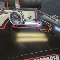 Autogage Autometer Tachometer
