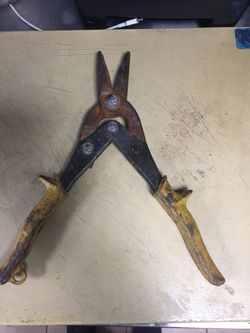 Plier cutter