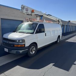 2007 Express 3500 Bucket Van