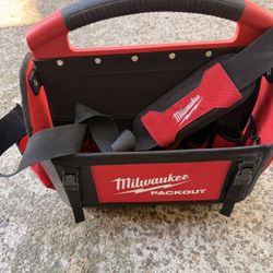 Milwaukee 15in PACKOUT Tote