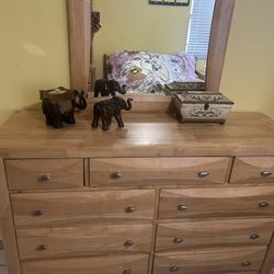 Bedroom Set $500(twin)