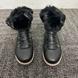 Catherine Malandrino Hershey Faux Fur Lace Up Combat Style Cuff Boots Sz 8.5