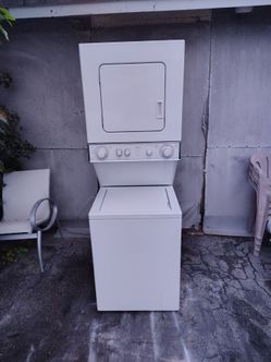 Whirlpool stackable washer and dryer heavy duty thin twin wide  24"  h 71" 1/2 d  20" 1/2