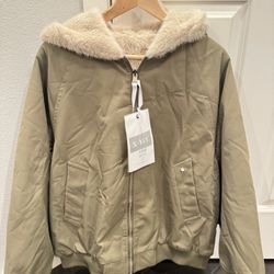Brand New Women’s Sherpa-Lined Jacket (Size M)