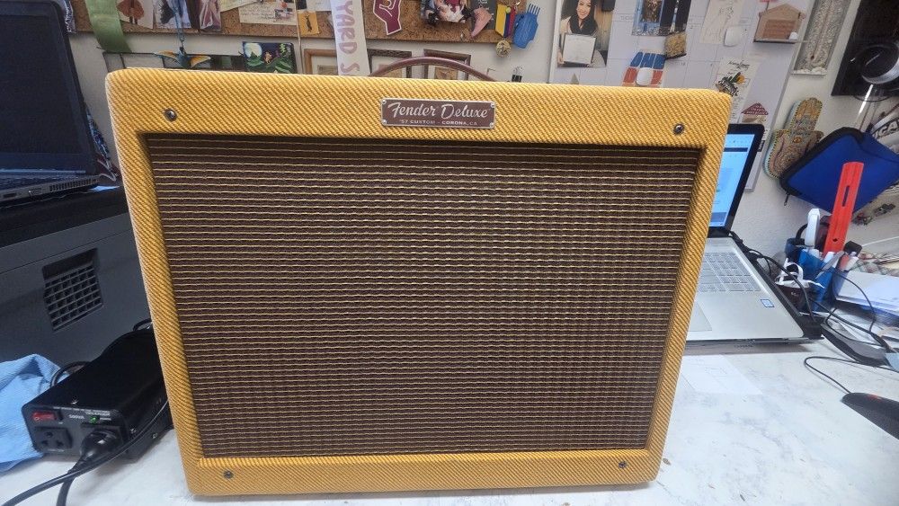 '57 Fender  Custom Deluxe Guitar Amplifier 