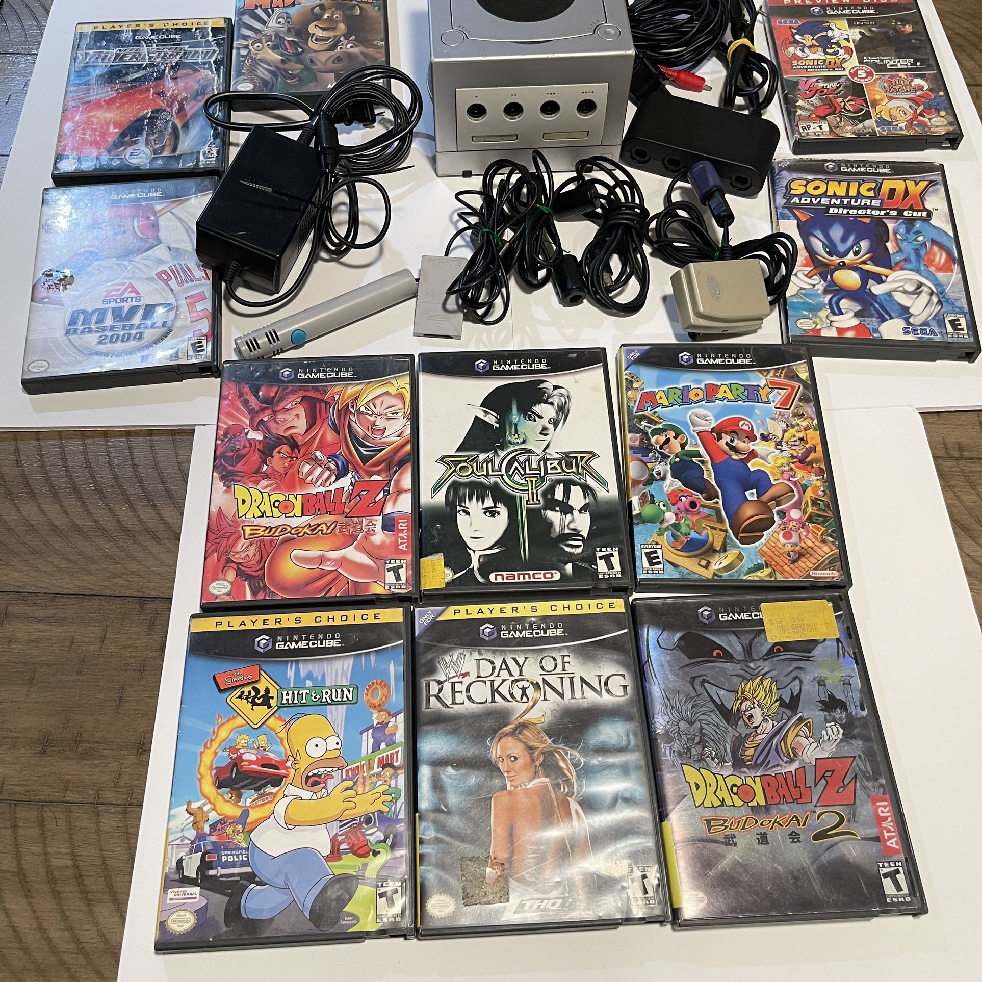 Nintendo GameCube With Games +Mario Party 7